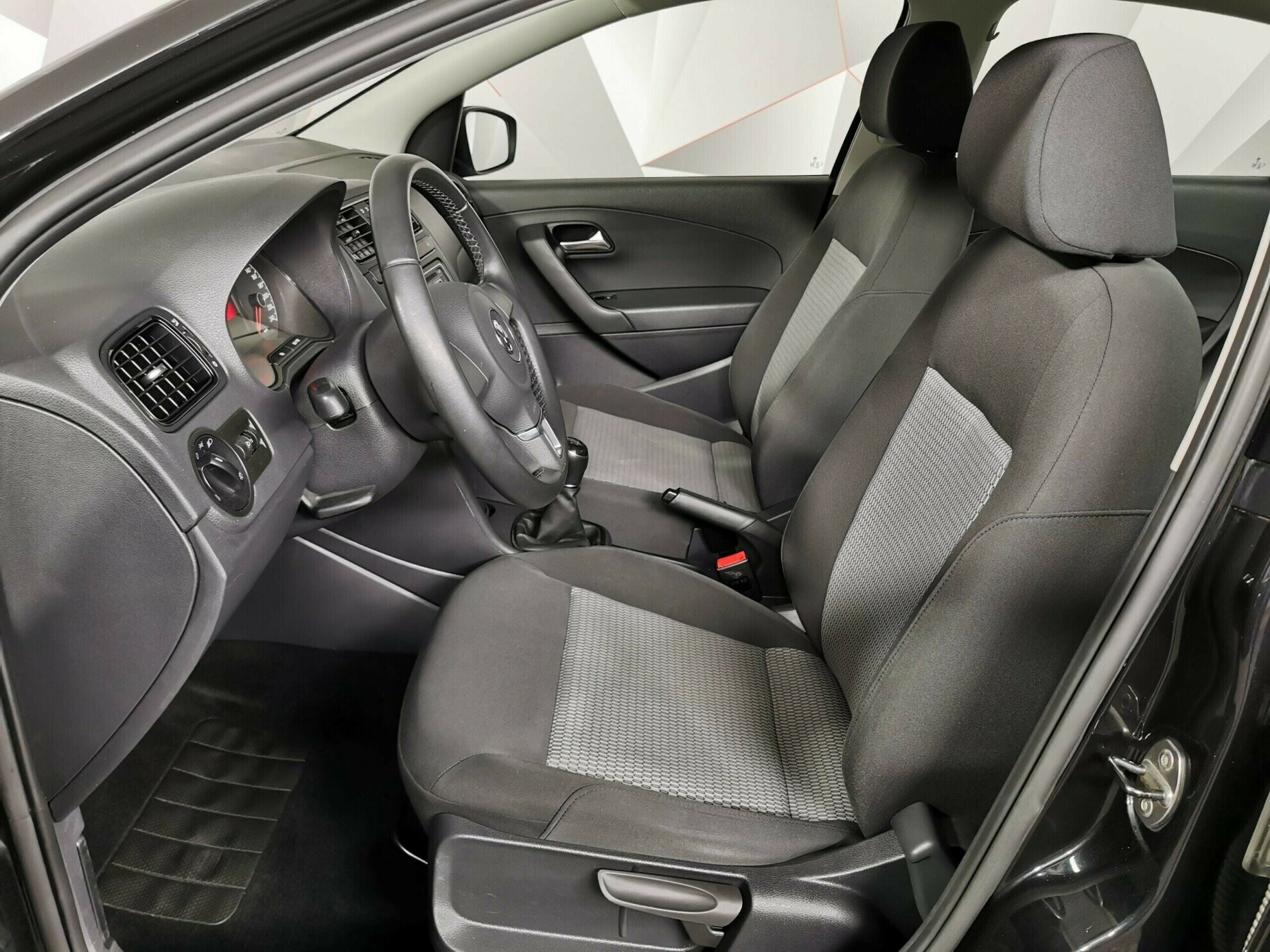 Volkswagen Polo, 1.6 л, МТ, 2013 фото 7