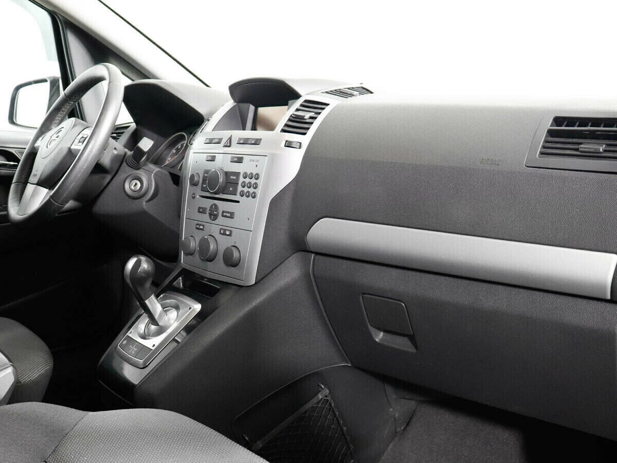 Opel Zafira 1.8 РКПП, 2010, 168 000 км фото 7