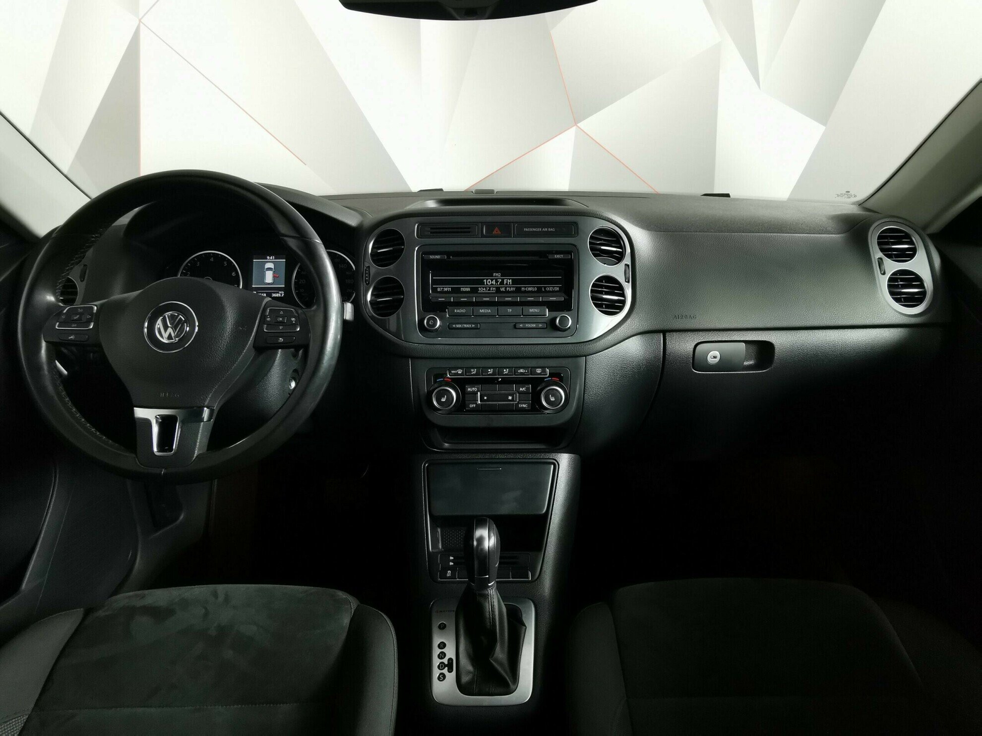 Volkswagen Tiguan, 2.0 л, АТ, 2013 фото 10