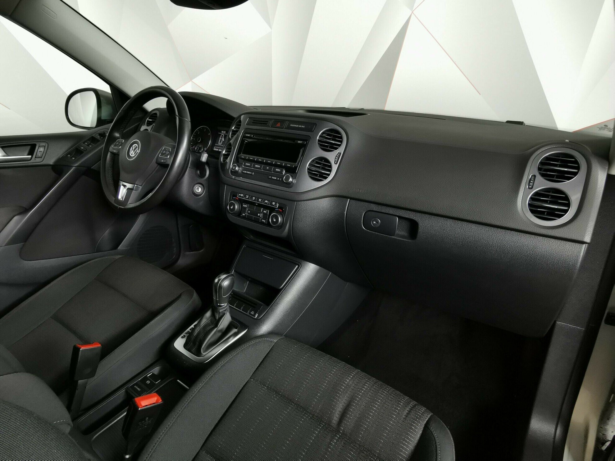 Volkswagen Tiguan, 2.0 л, АТ, 2013 фото 10