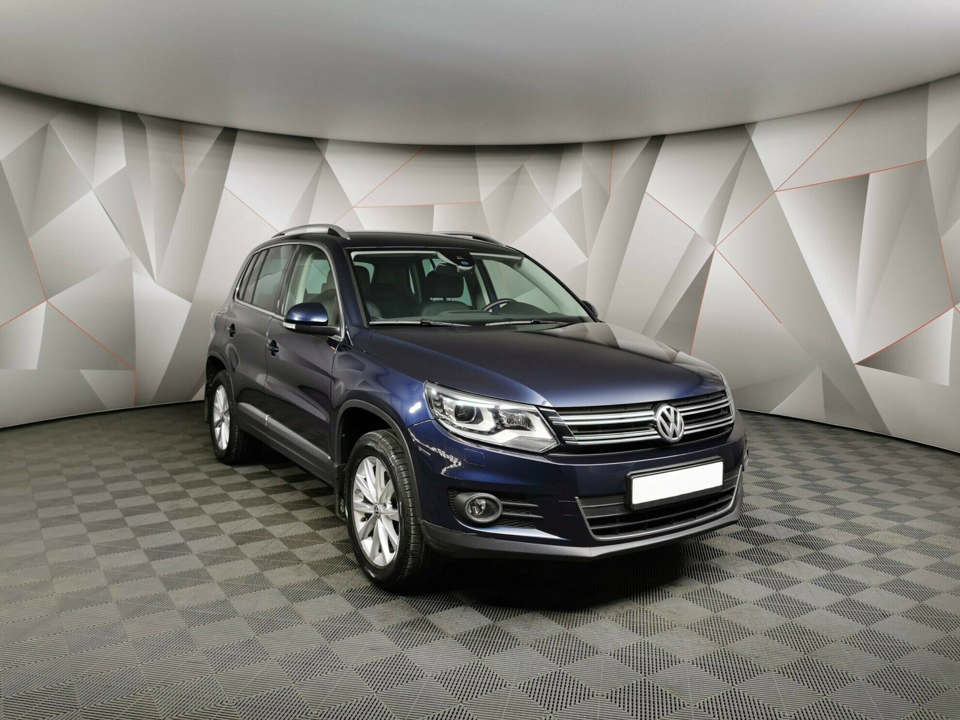 Volkswagen Tiguan, 2.0 л, АТ, 2015 фото 5