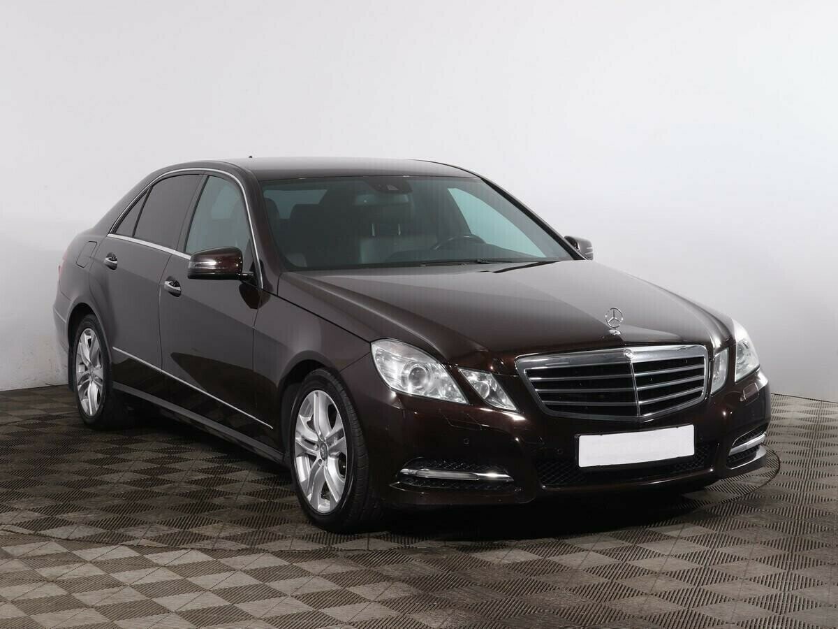 Mercedes-Benz E-Класс 3.5 АКПП, 2010, 155 000 км фото 2