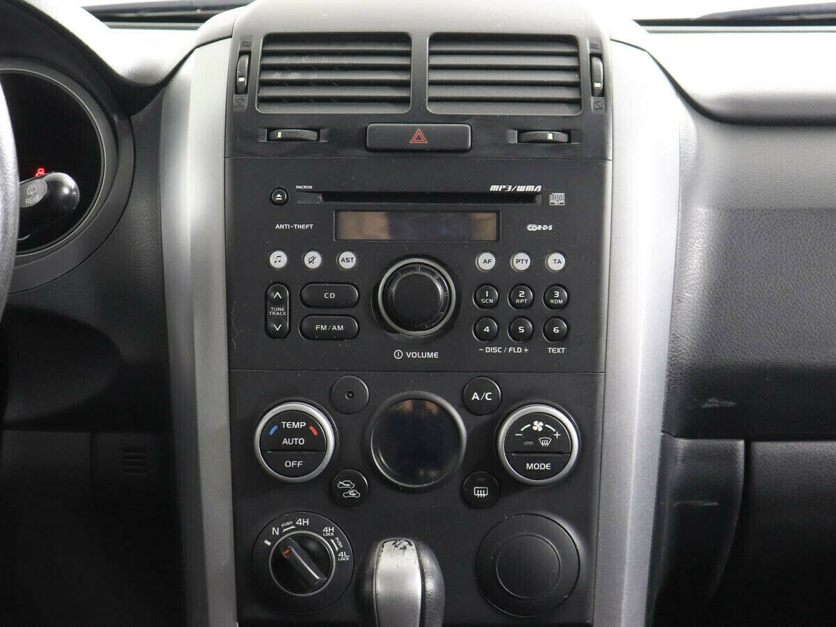 Suzuki Grand Vitara, 2.0 л, АТ, 2008 фото 1