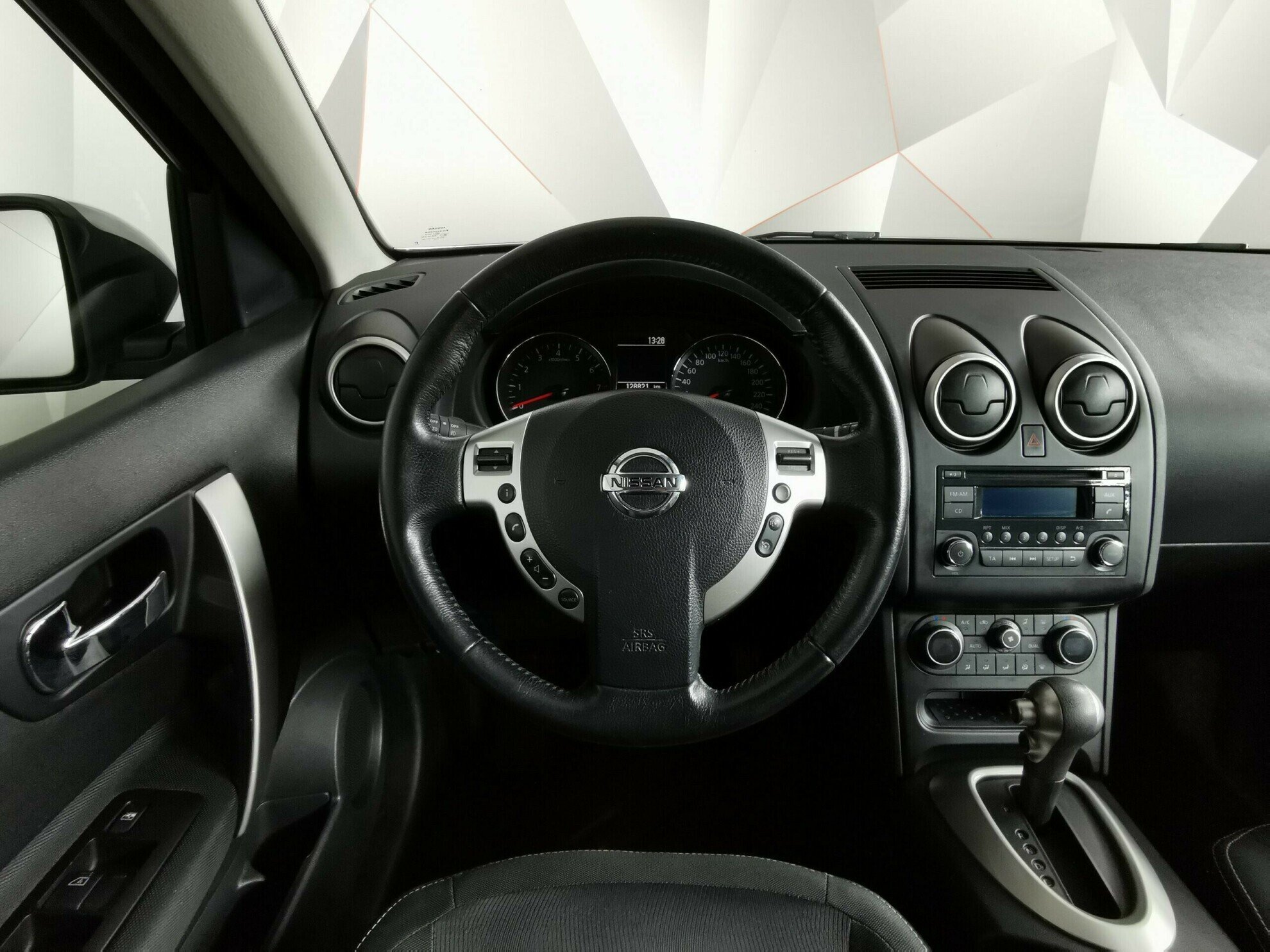 Nissan Qashqai, 1.6 л, Вариатор, 2013 фото 8