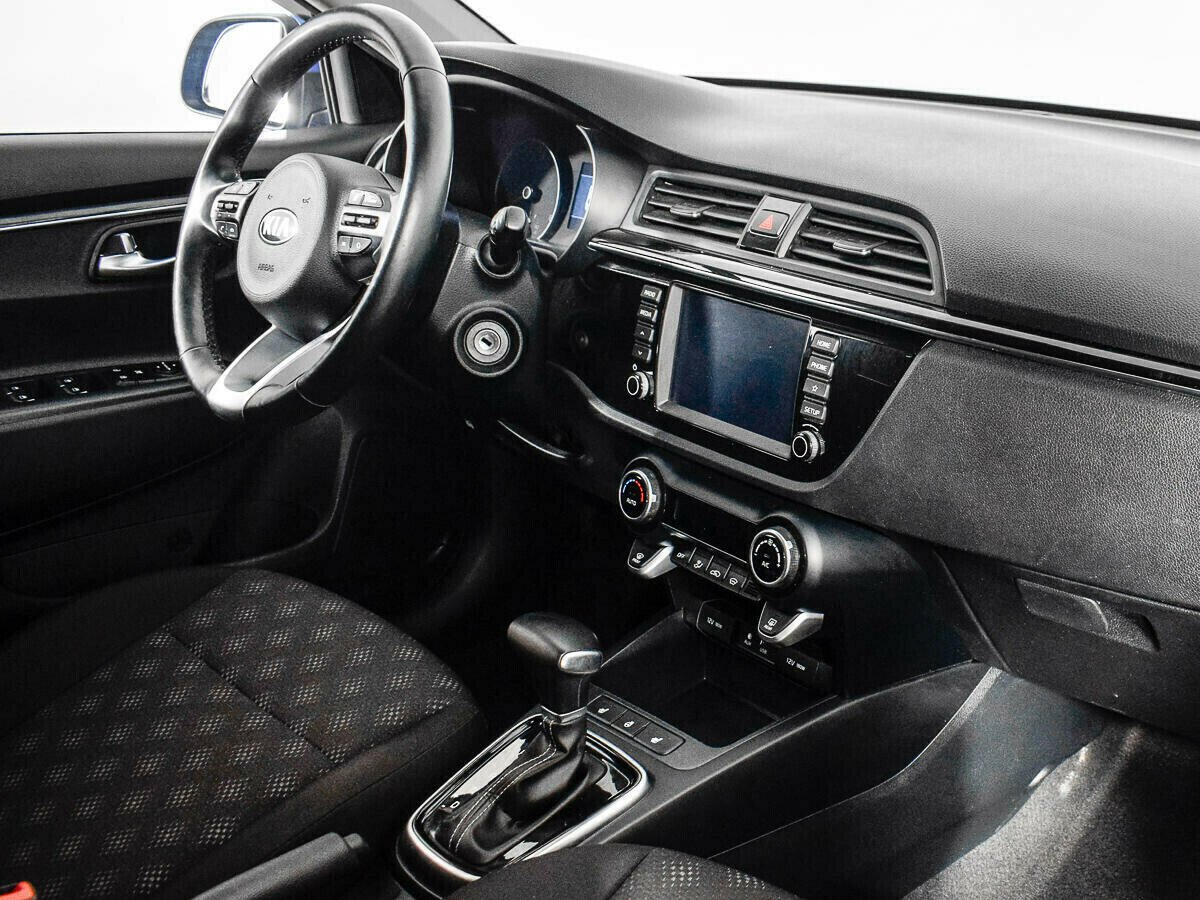 Kia Rio 1.6 АКПП, 2017, 81 000 км фото 6