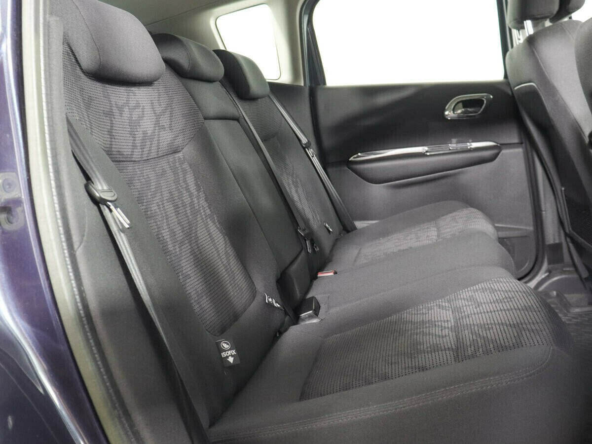 Peugeot 3008, 1.6 л, АТ, 2010 фото 2