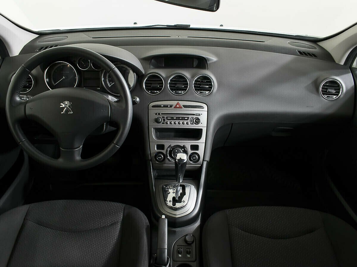 Peugeot 408, 1.6 л, АТ, 2013 фото 1