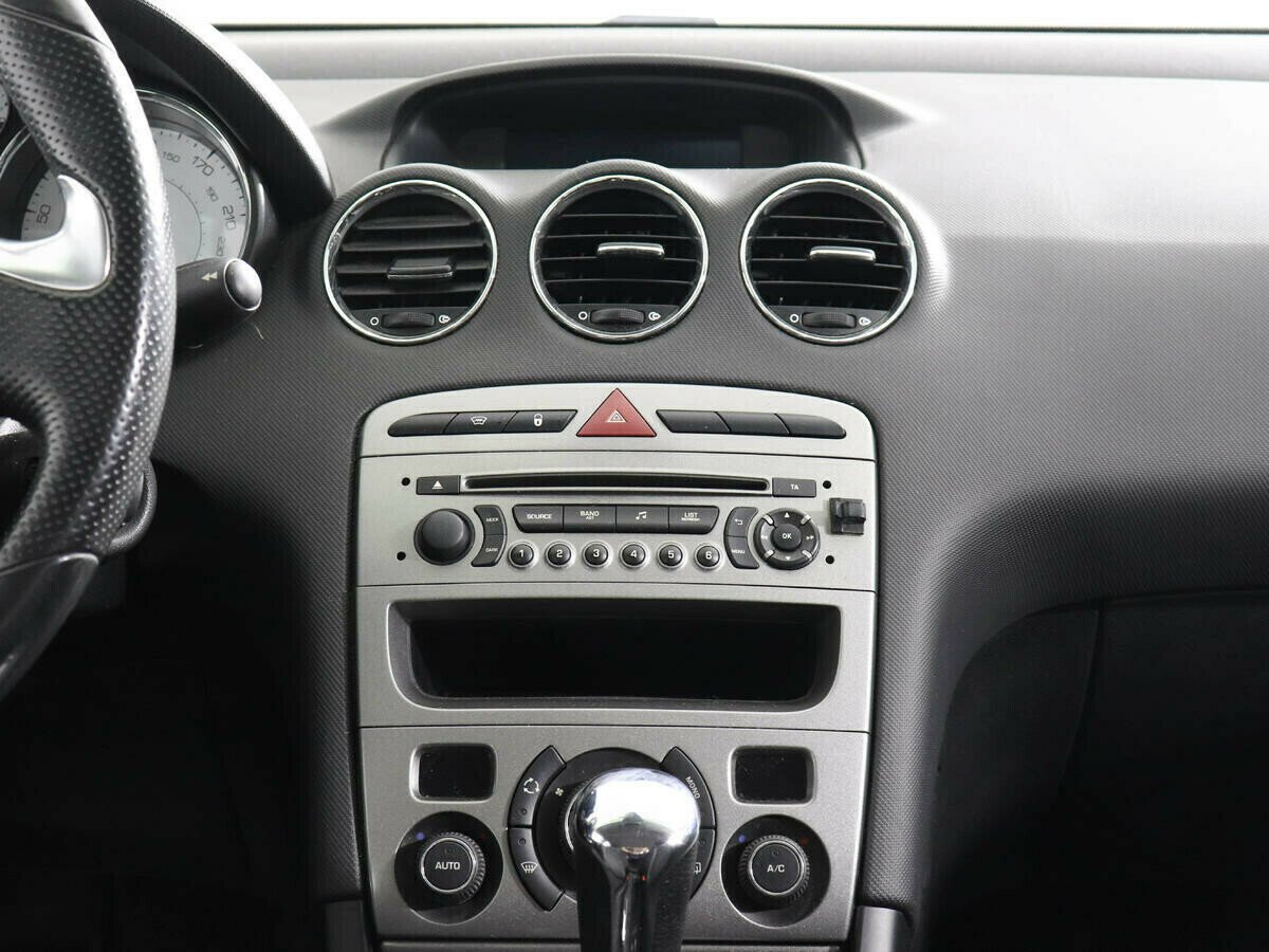 Peugeot 408, 1.6 л, АТ, 2012 фото 2