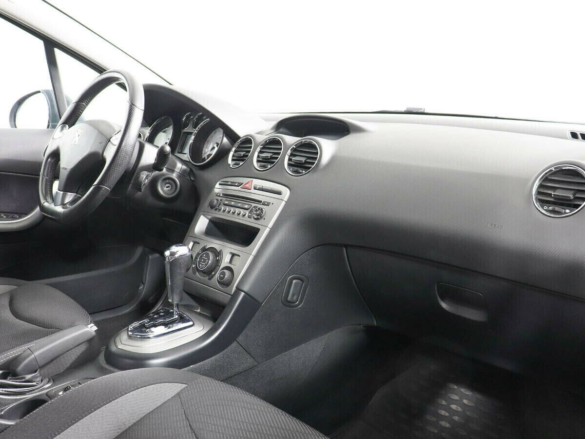 Peugeot 408, 1.6 л, АТ, 2011 фото 1
