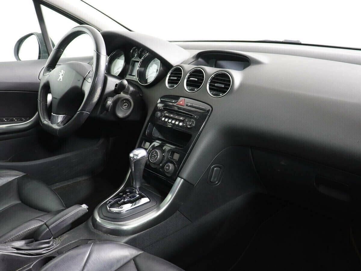 Peugeot 308, 1.6 л, АТ, 2013 фото 2