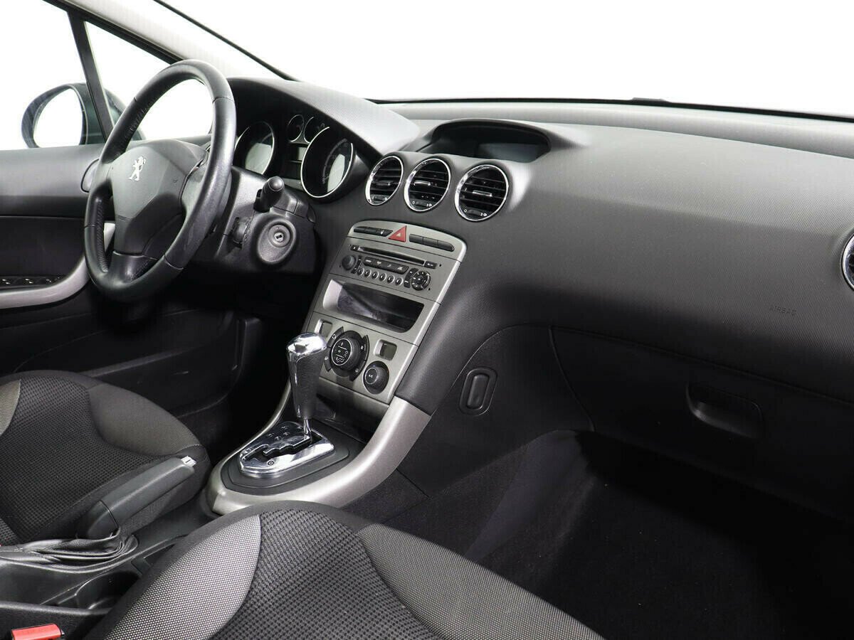Peugeot 308, 1.6 л, АТ, 2013 фото 1