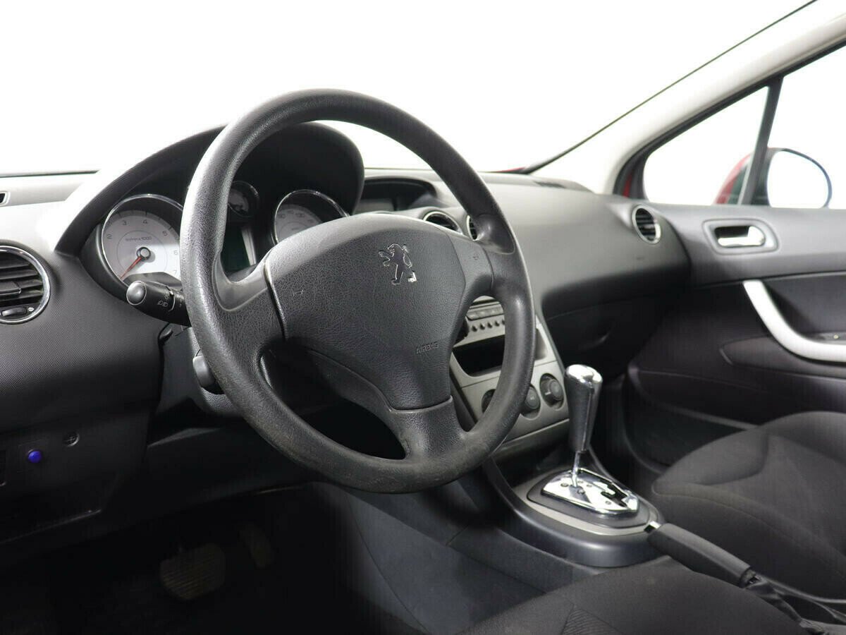 Peugeot 308, 1.6 л, АТ, 2011 фото 8