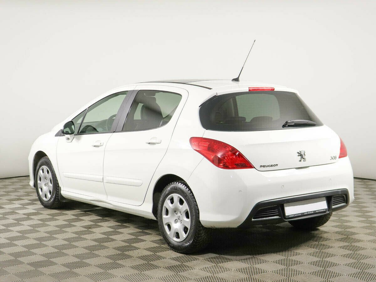 Peugeot 308, 1.6 л, АТ, 2011 фото 6