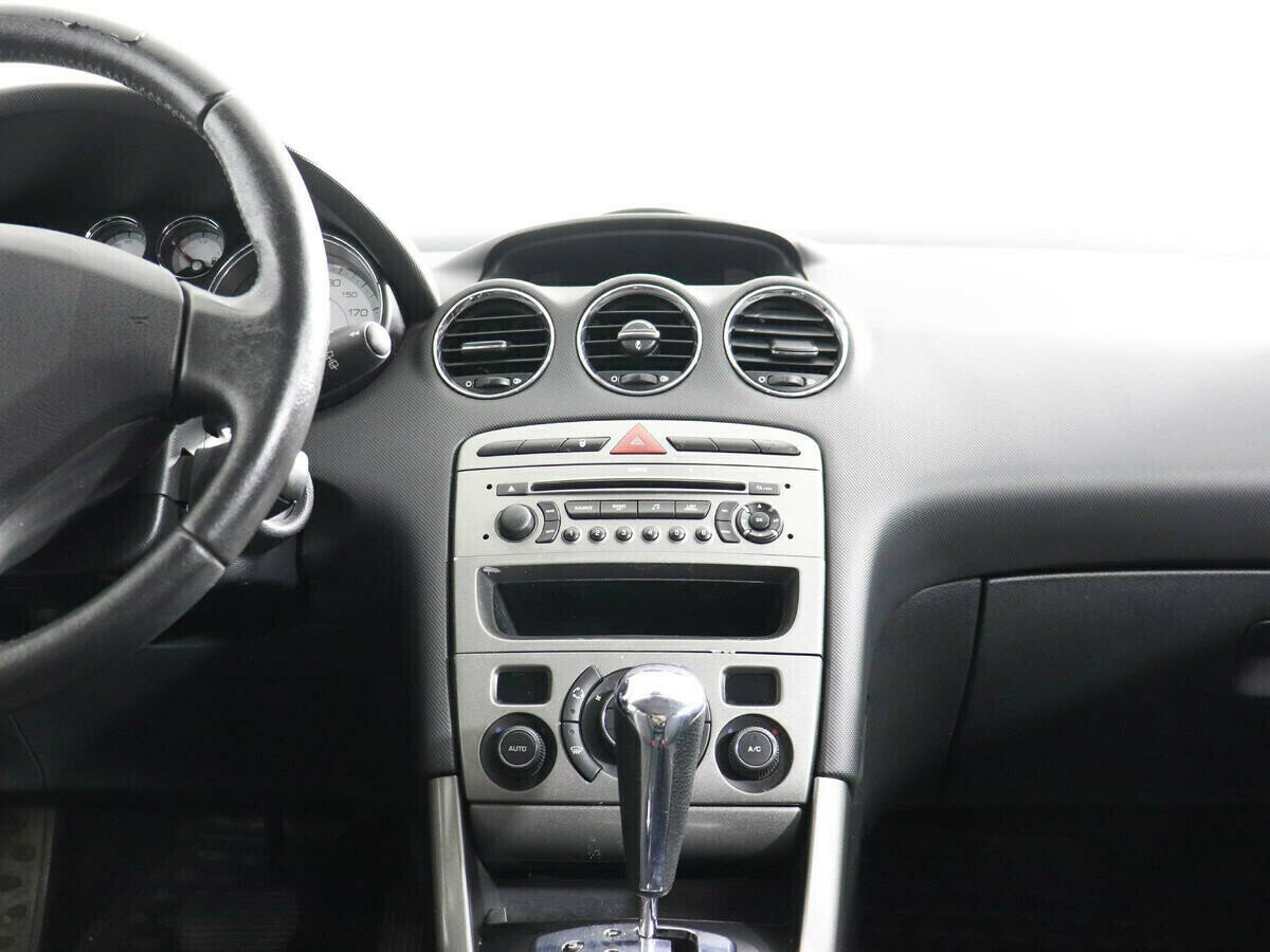 Peugeot 308, 1.6 л, АТ, 2011 фото 8