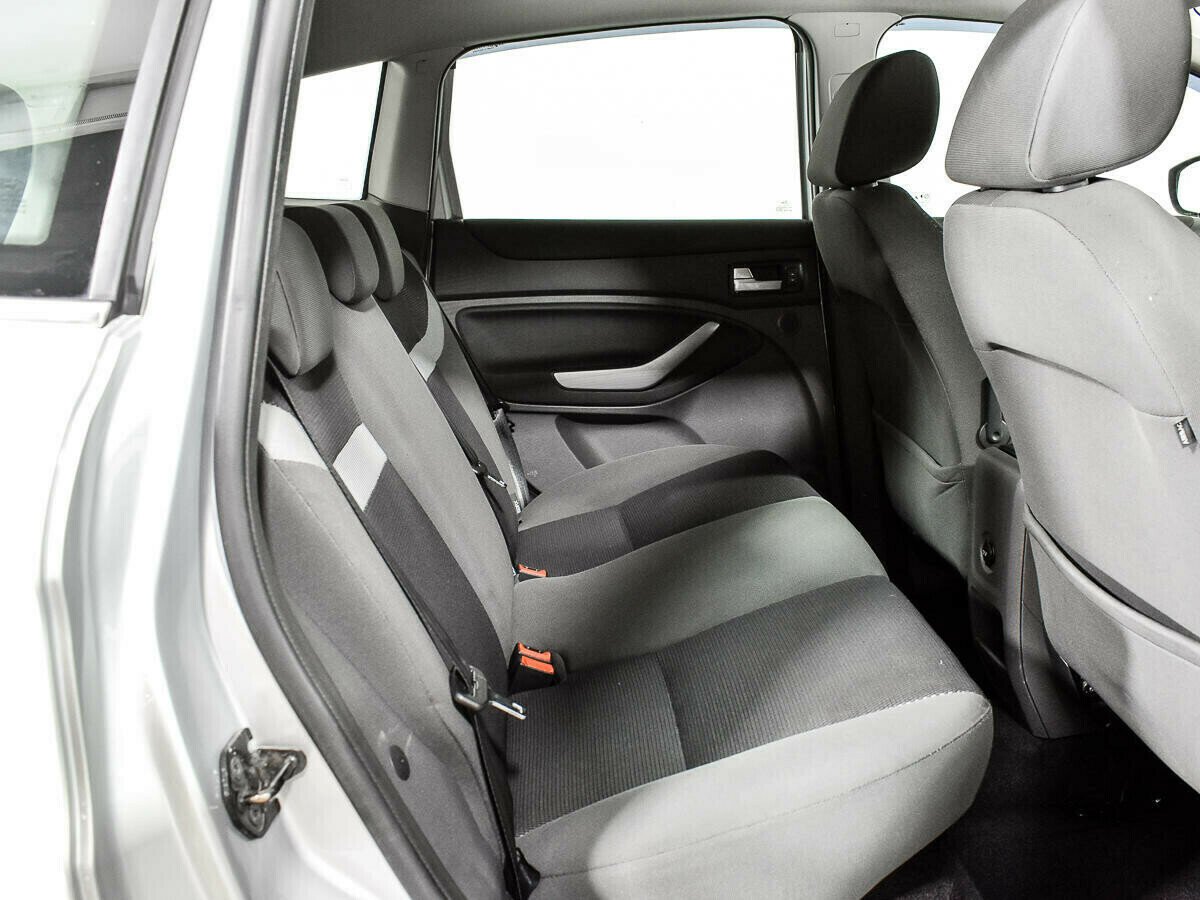 Ford Kuga, 2.0 л, МТ, 2012 фото 1