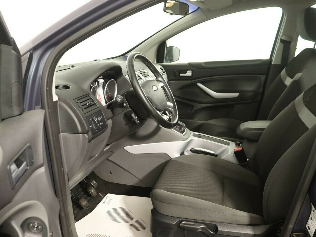 Ford Kuga, 2.0 л, МТ, 2010 фото 7