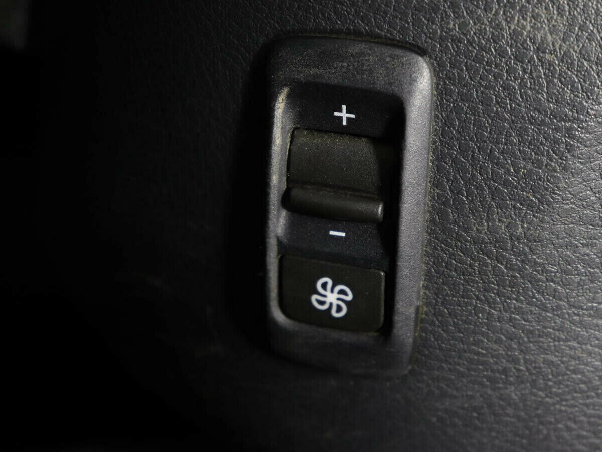 Volkswagen Passat CC, 1.8 л, МТ, 2011 фото 1