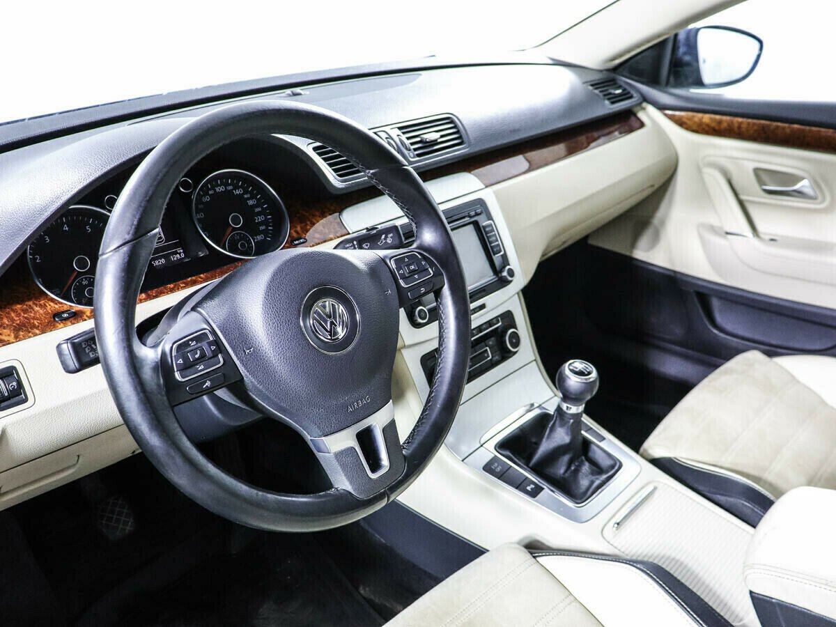 Volkswagen Passat CC, 1.8 л, МТ, 2011 фото 2