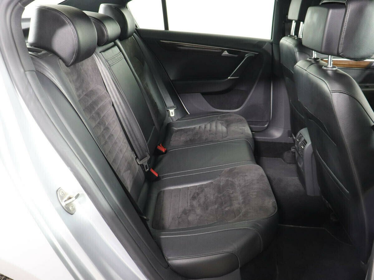 Volkswagen Passat, 1.8 л, Робот, 2014 фото 8