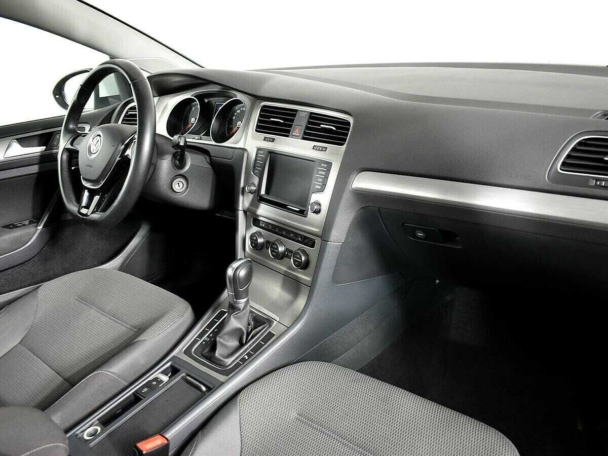 Volkswagen Golf, 1.6 л, АТ, 2017 фото 2