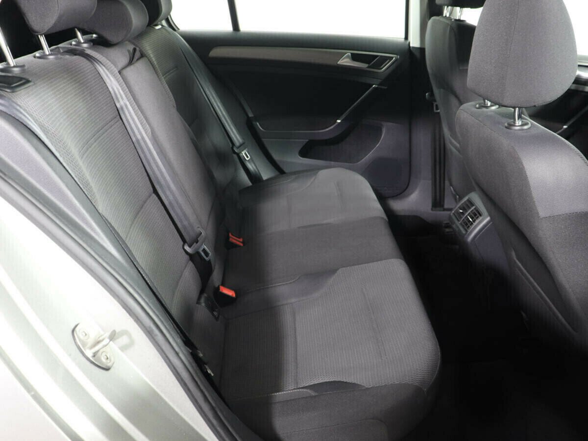 Volkswagen Golf, 1.6 л, АТ, 2017 фото 2