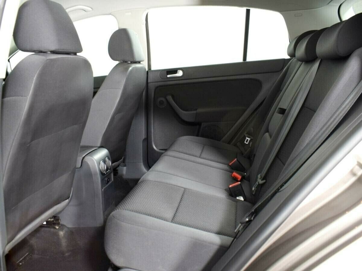 Volkswagen Golf Plus 1.6 РКПП, 2010, 160 000 км фото 7