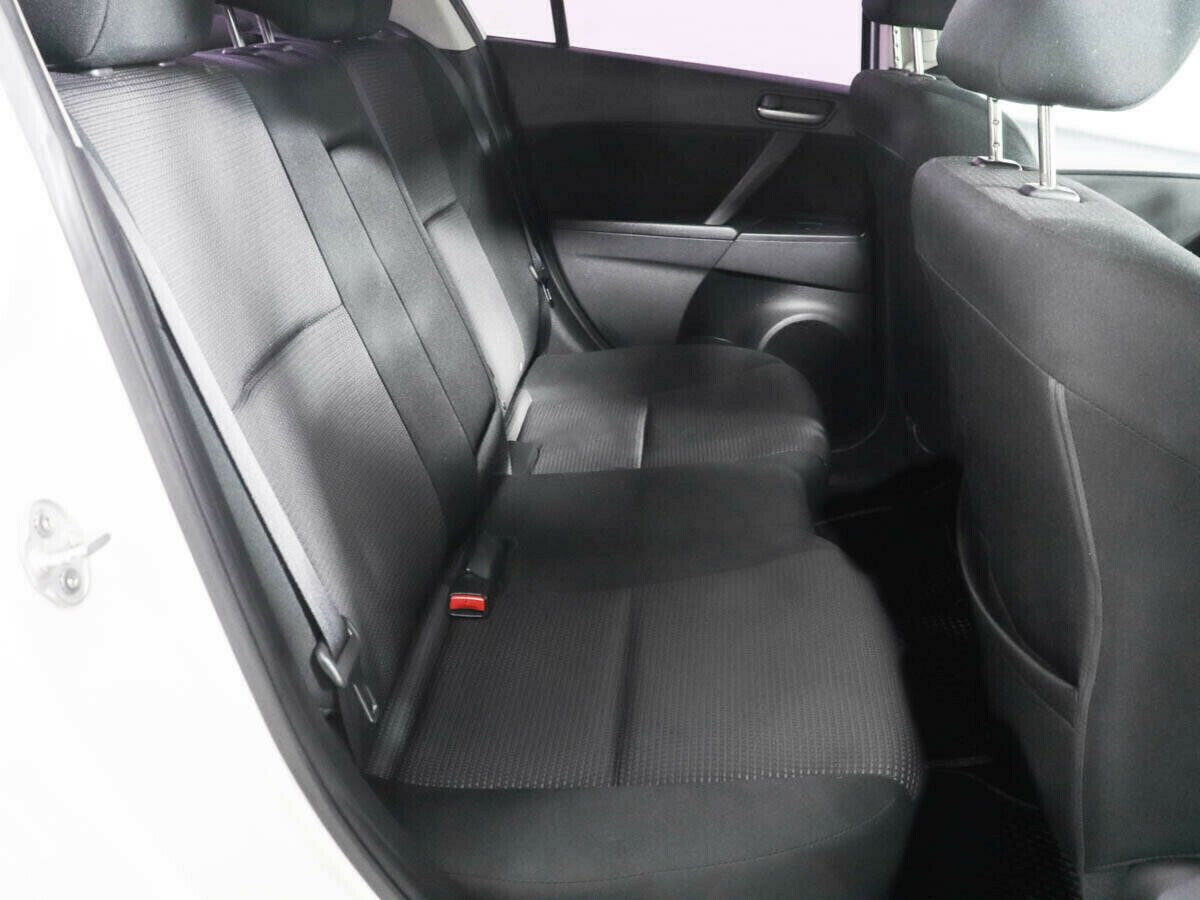 Mazda 3, 1.6 л, АТ, 2011 фото 1