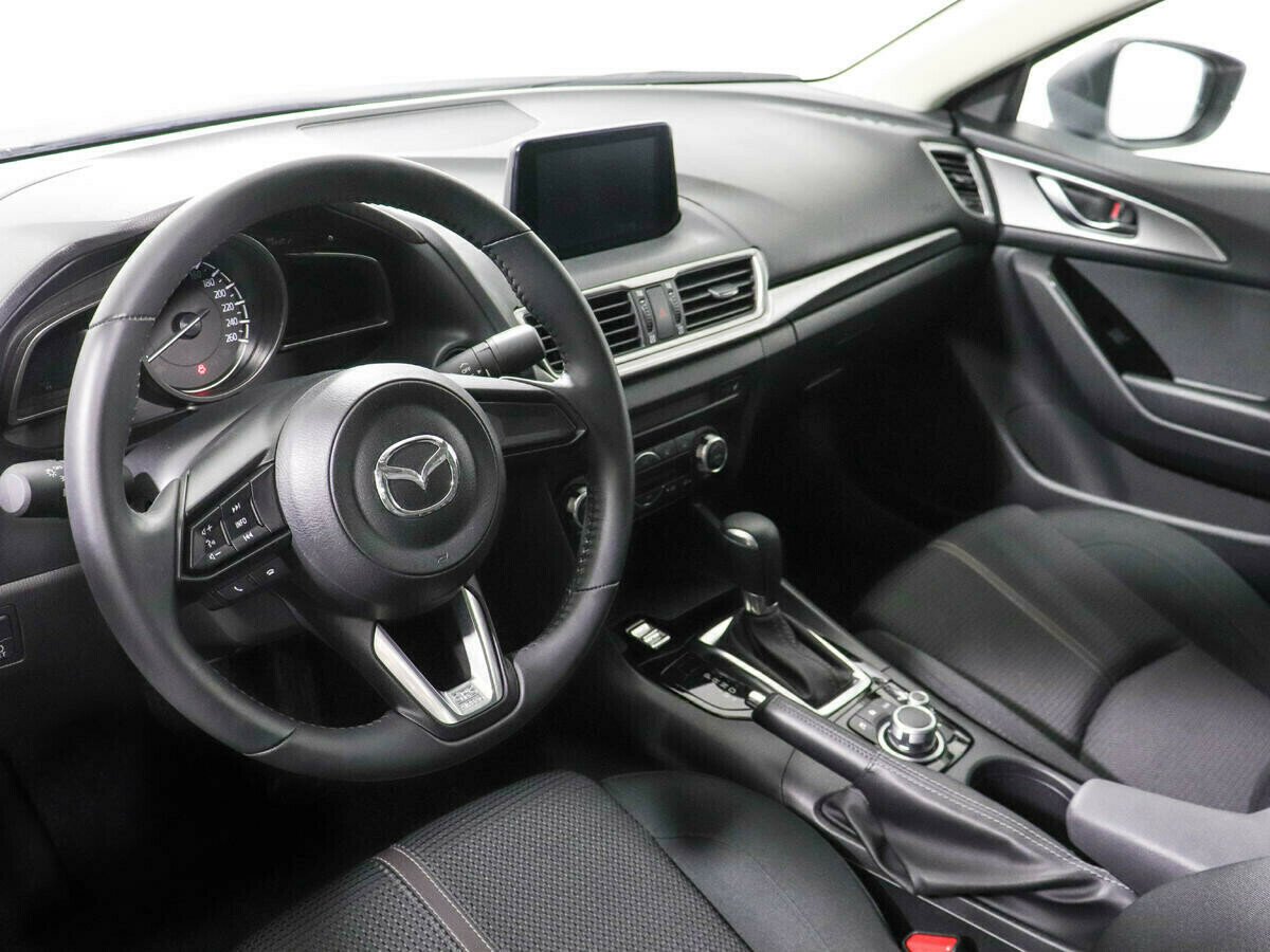 Mazda 3, 1.5 л, АТ, 2018 фото 1