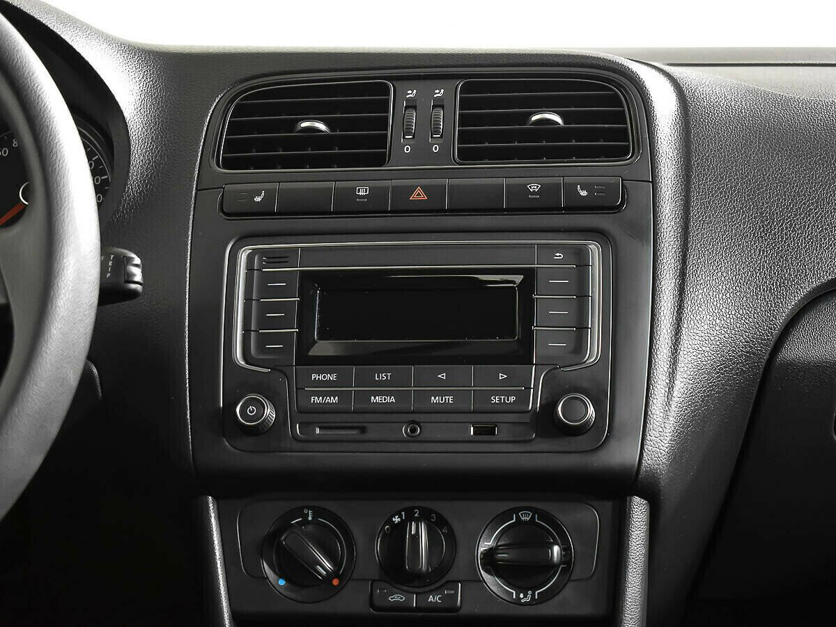 Volkswagen Polo, 1.6 л, МТ, 2017 фото 2