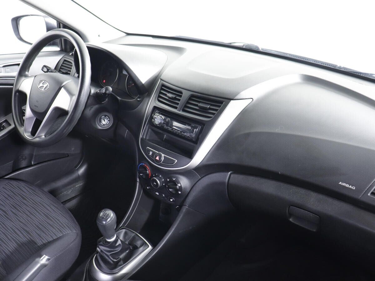 Hyundai Solaris 1.6 МКПП, 2014, 119 000 км фото 7