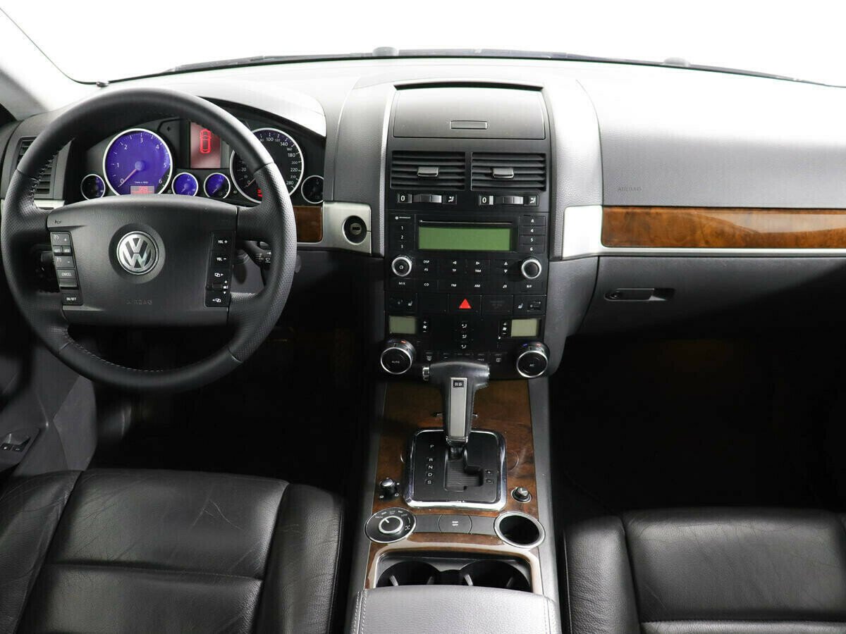Volkswagen Touareg, 2.5 л, АТ, 2008 фото 8