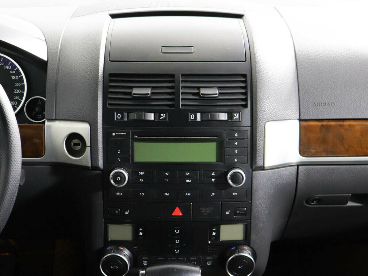 Volkswagen Touareg, 2.5 л, АТ, 2008 фото 2