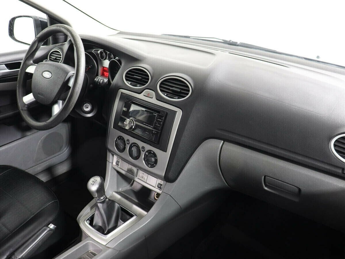 Ford Focus, 1.6 л, МТ, 2011 фото 7