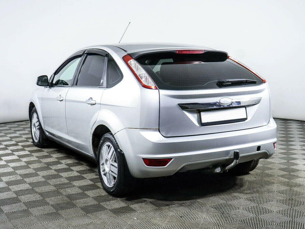 Ford Focus, 1.8 л, МТ, 2010 фото 5