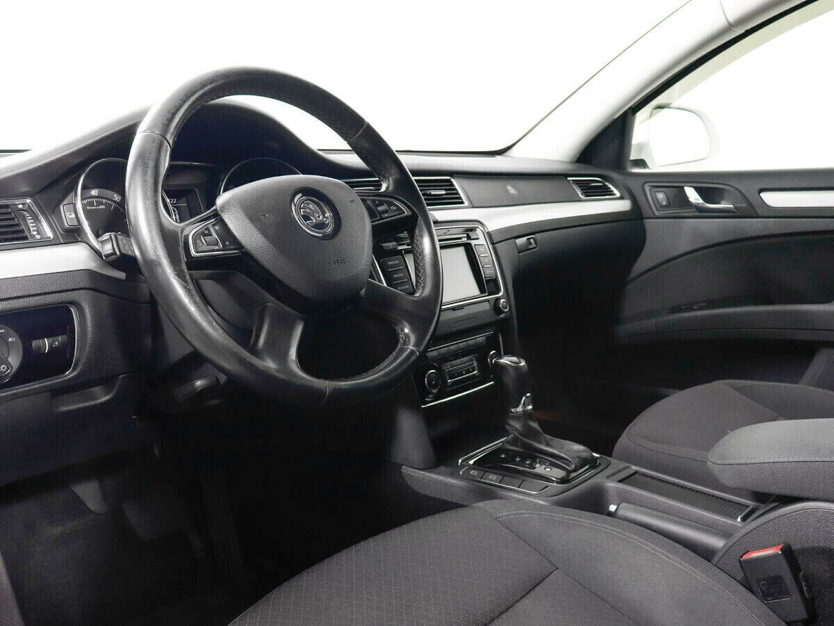 Skoda Superb 1.8 РКПП, 2013, 121 000 км фото 9