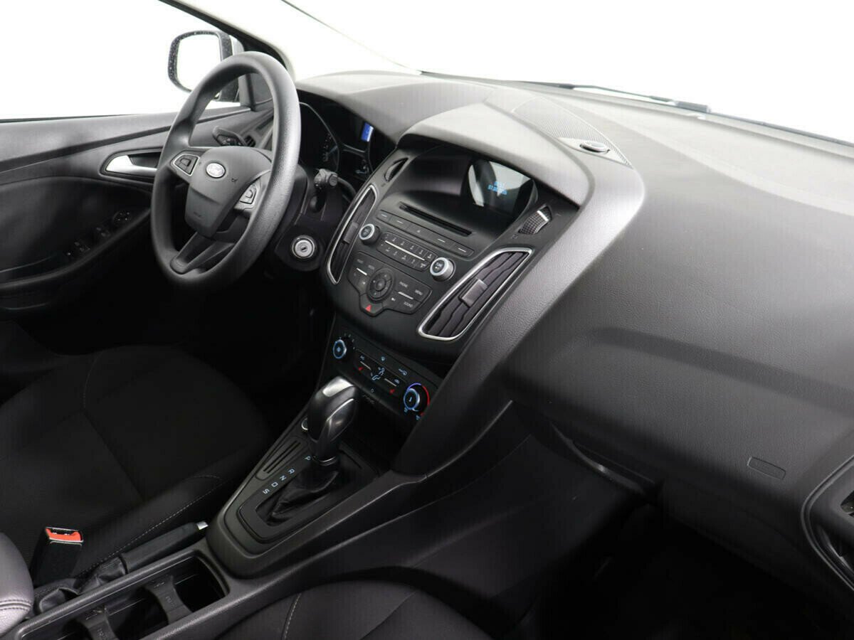 Ford Focus, 1.6 л, Робот, 2016 фото 1