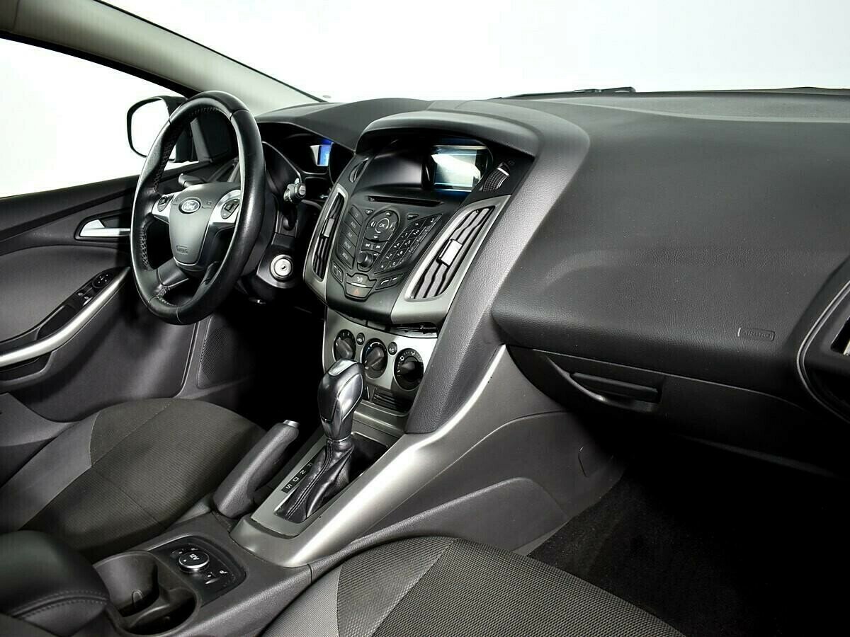 Ford Focus, 1.6 л, Робот, 2013 фото 2