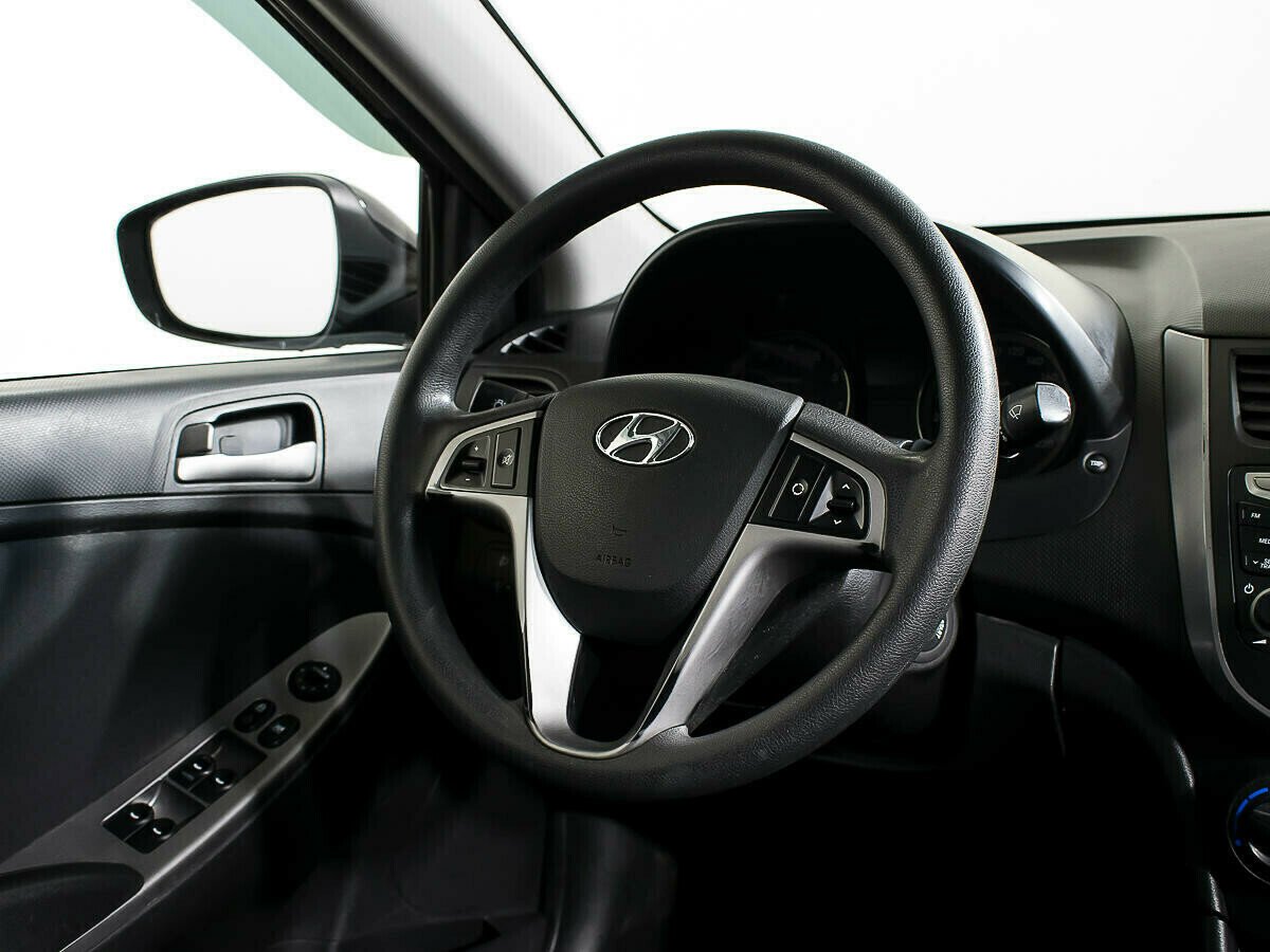 Hyundai Solaris, 1.6 л, МТ, 2016 фото 7
