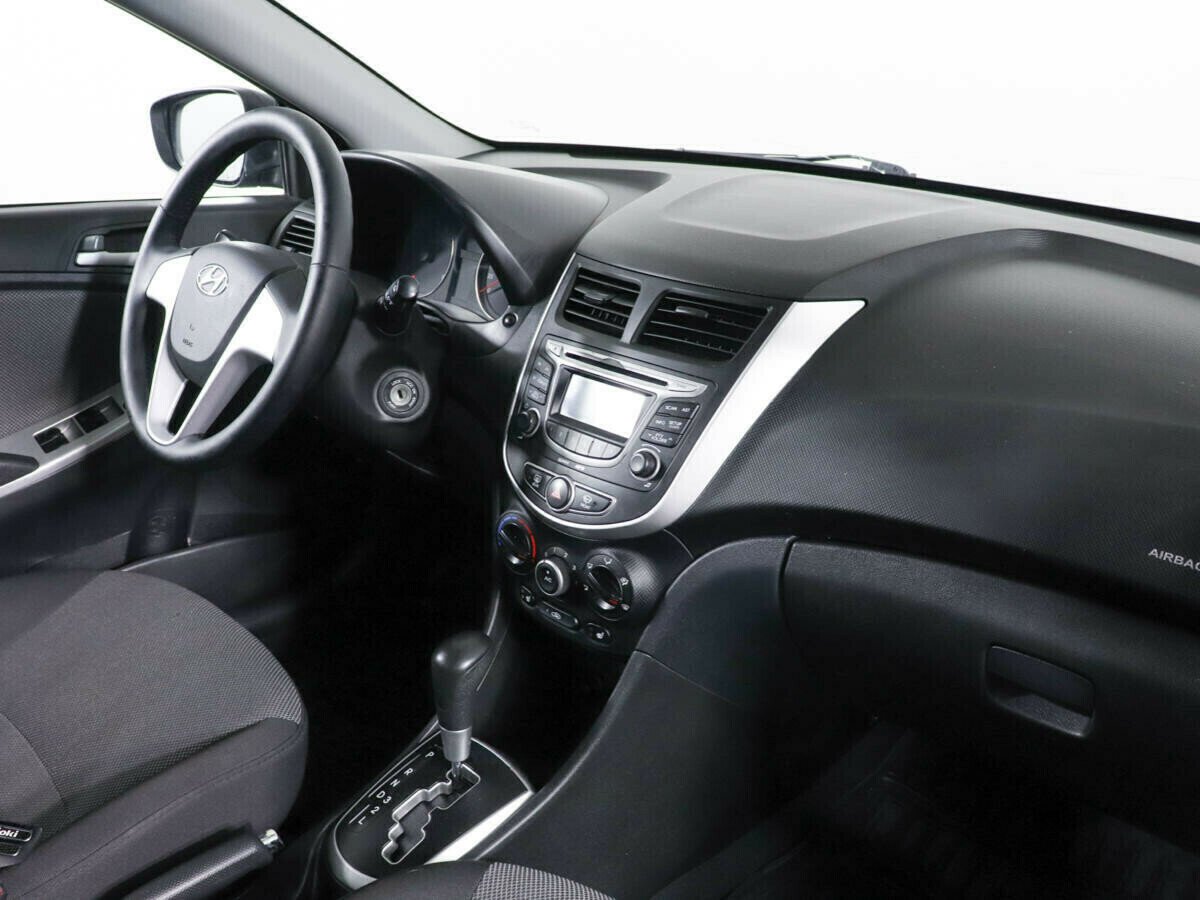 Hyundai Solaris, 1.6 л, АТ, 2013 фото 8