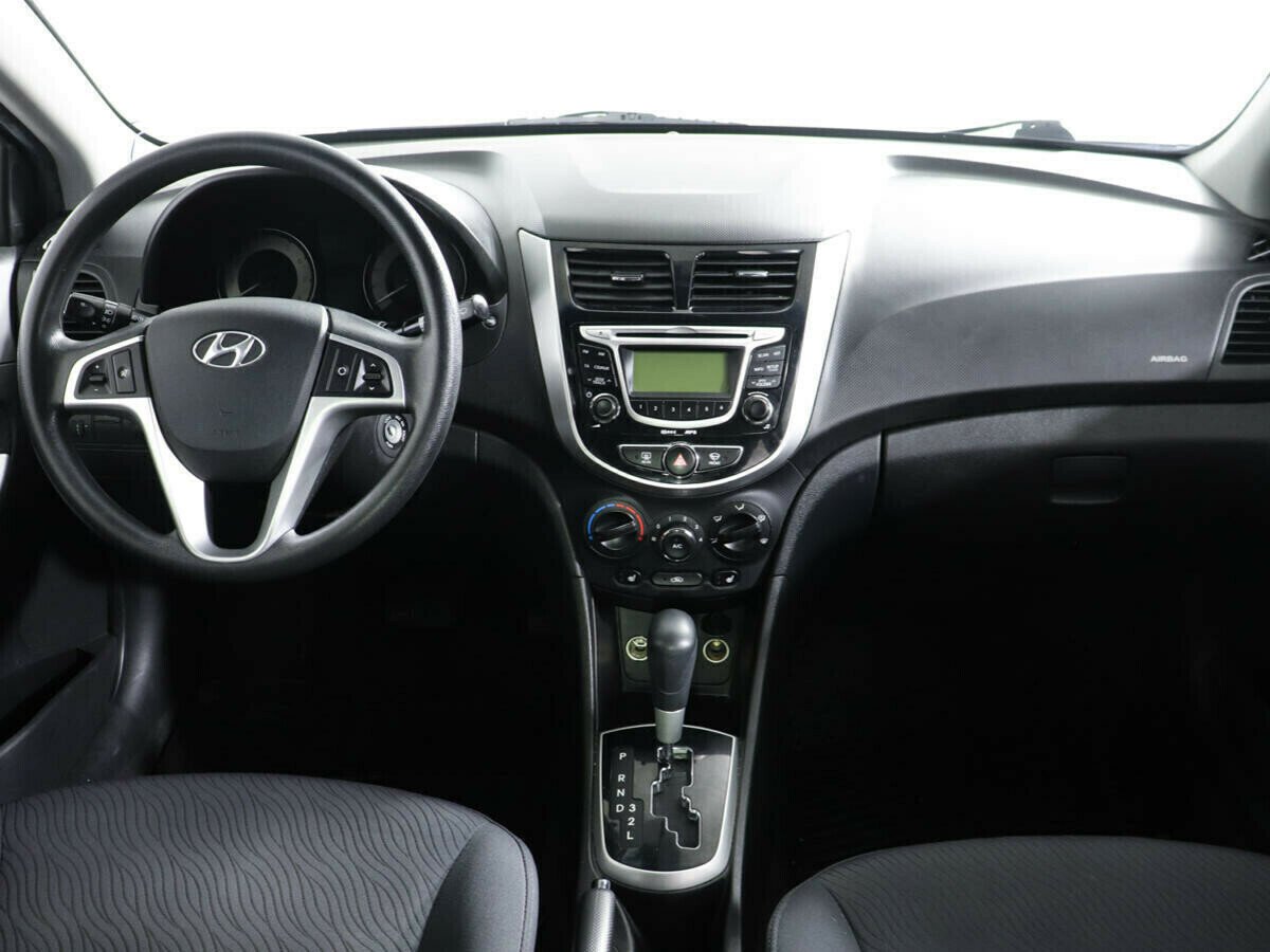 Hyundai Solaris, 1.6 л, АТ, 2013 фото 8
