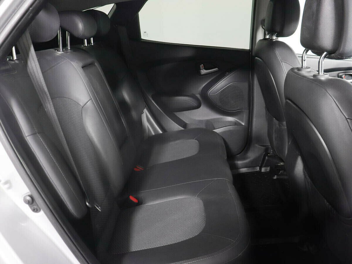 Hyundai ix35, 2.0 л, МТ, 2011 фото 8
