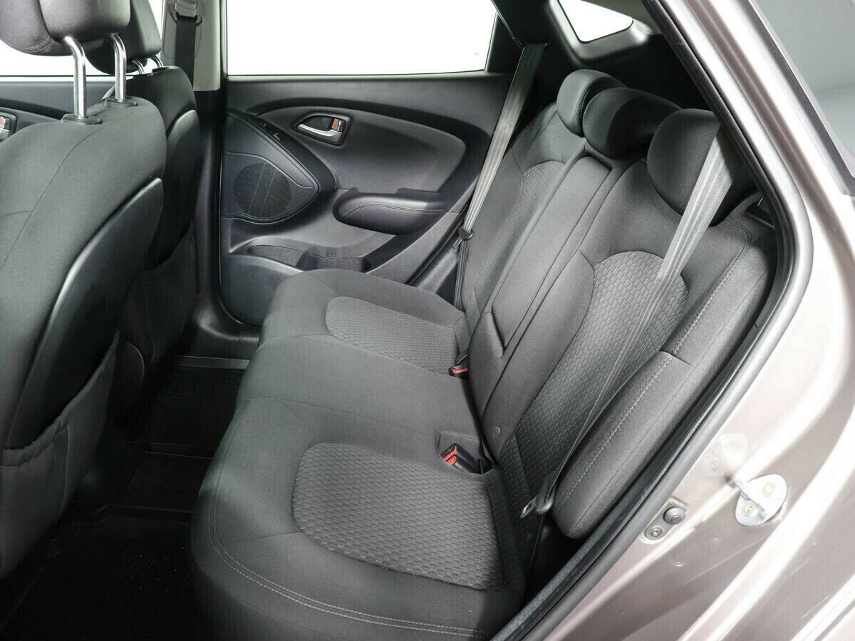 Hyundai ix35, 2.0 л, МТ, 2011 фото 8