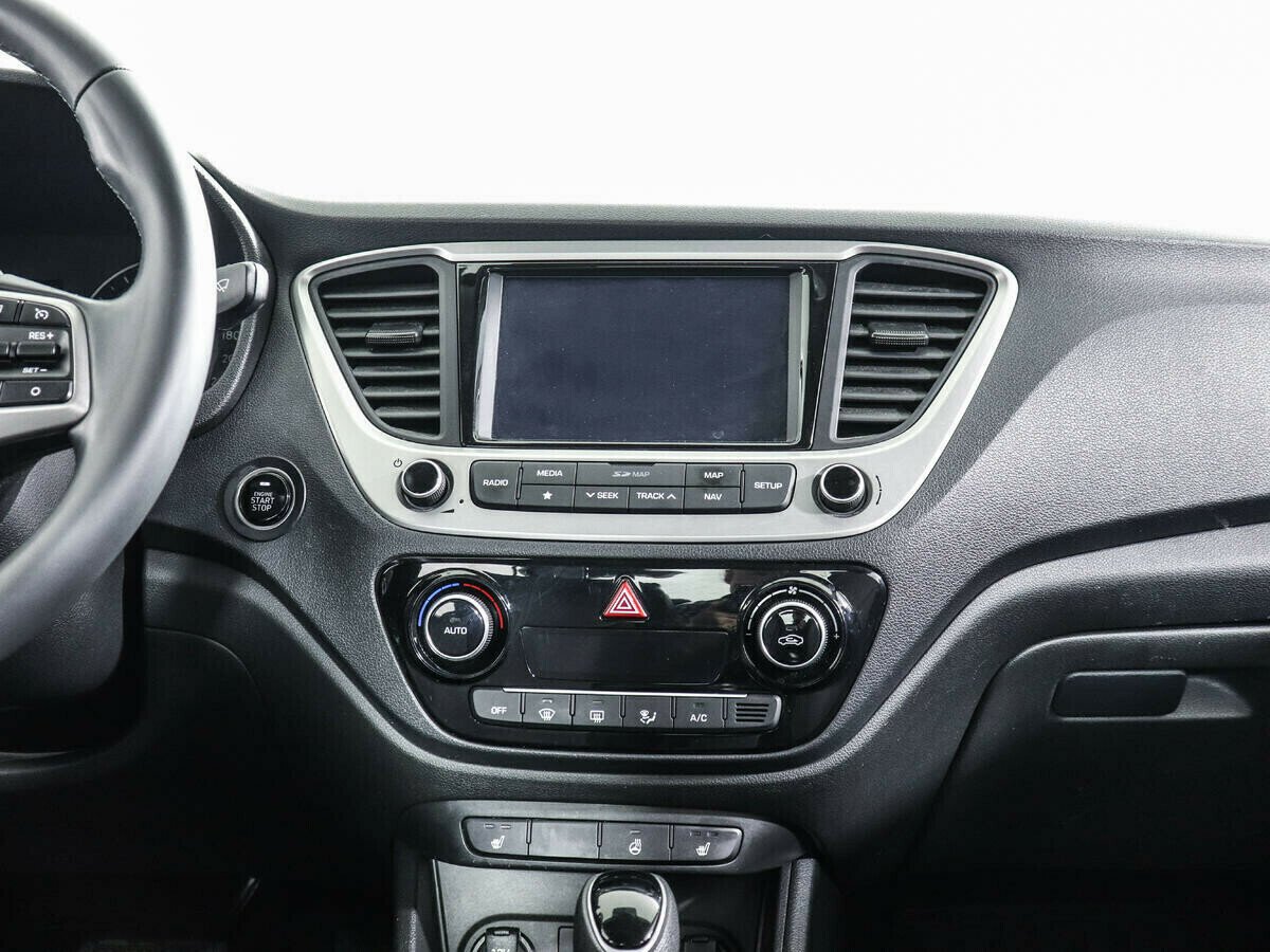 Hyundai Solaris, 1.6 л, АТ, 2018 фото 11