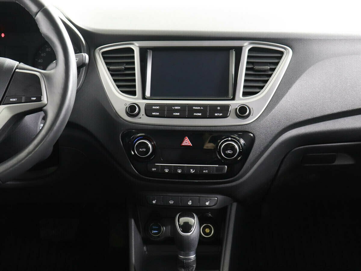 Hyundai Solaris, 1.6 л, АТ, 2019 фото 9