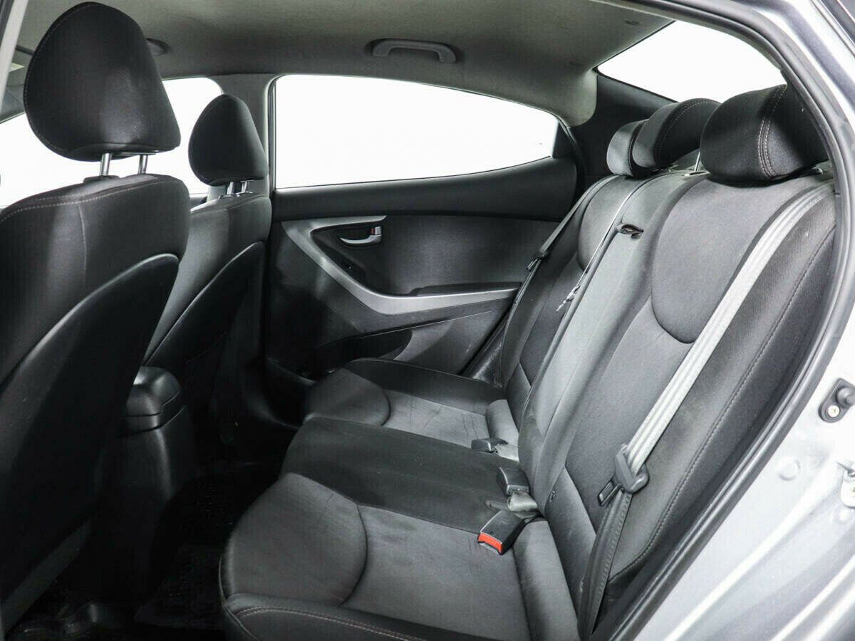 Hyundai Elantra, 2.0 л, АТ, 2014 фото 7