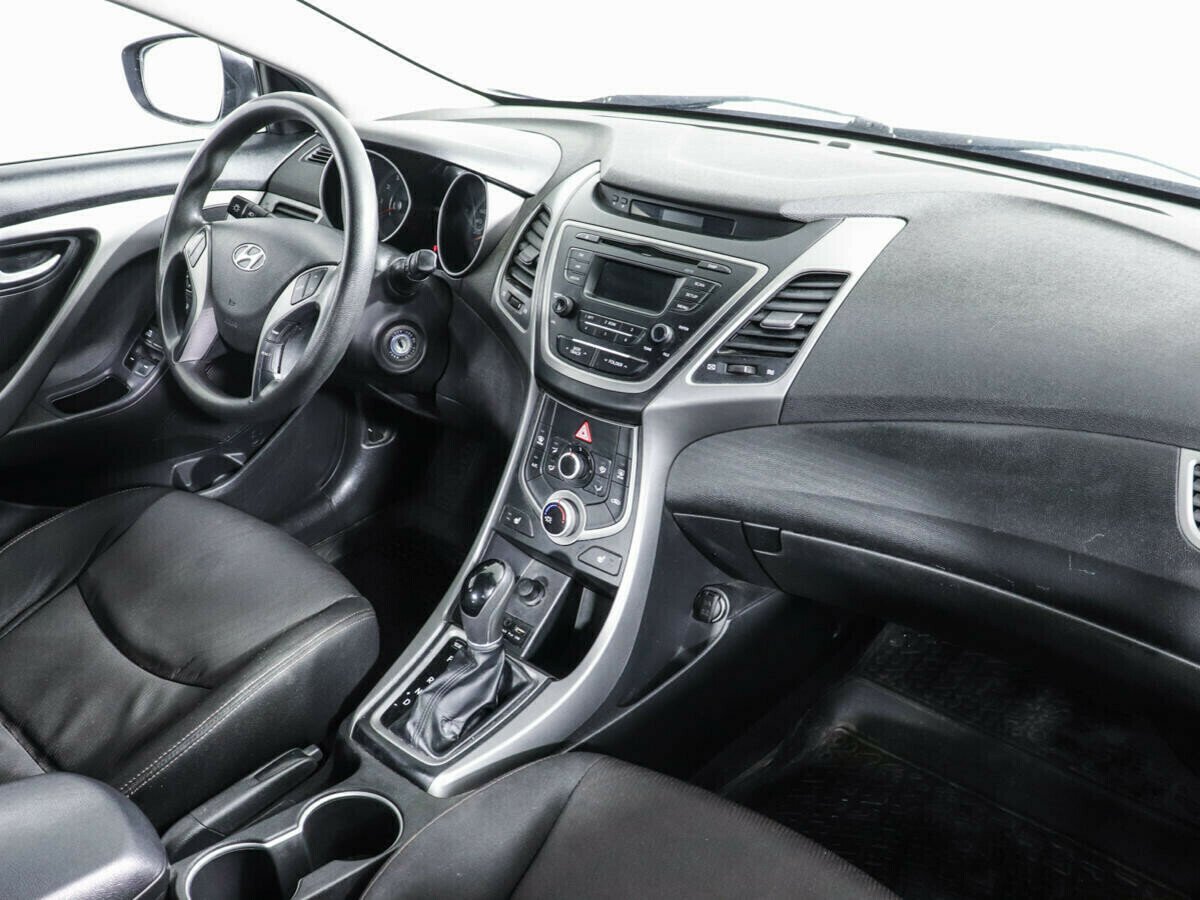 Hyundai Elantra, 2.0 л, АТ, 2014 фото 1