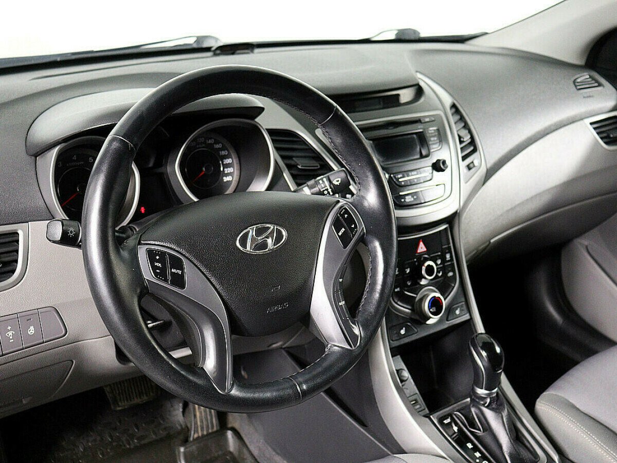 Hyundai Elantra, 2.0 л, АТ, 2014 фото 7