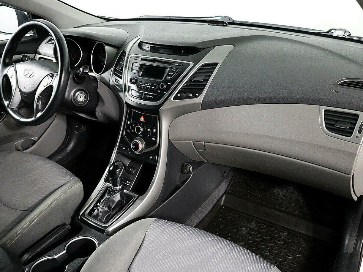 Hyundai Elantra, 2.0 л, АТ, 2014 фото 9