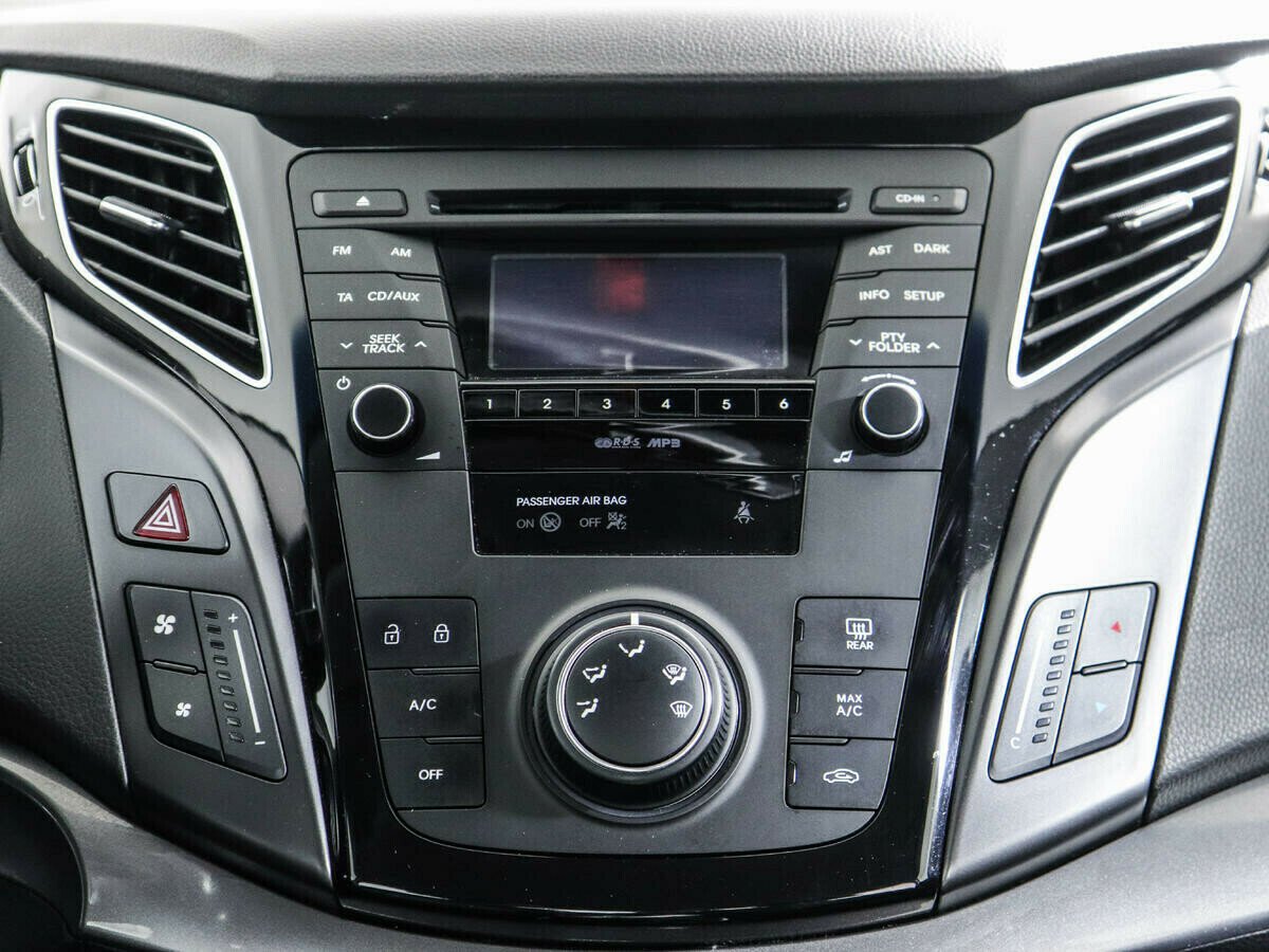 Hyundai i40, 2.0 л, АТ, 2015 фото 1
