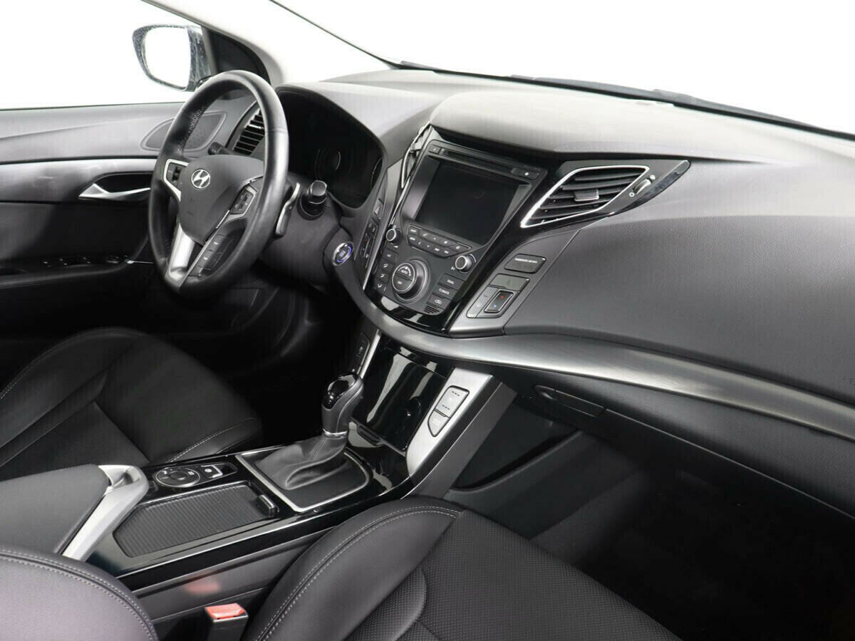 Hyundai i40, 2.0 л, АТ, 2015 фото 2